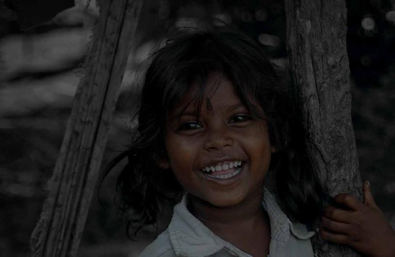  ReachOutChangeALife_Slider_Tablet_ARR